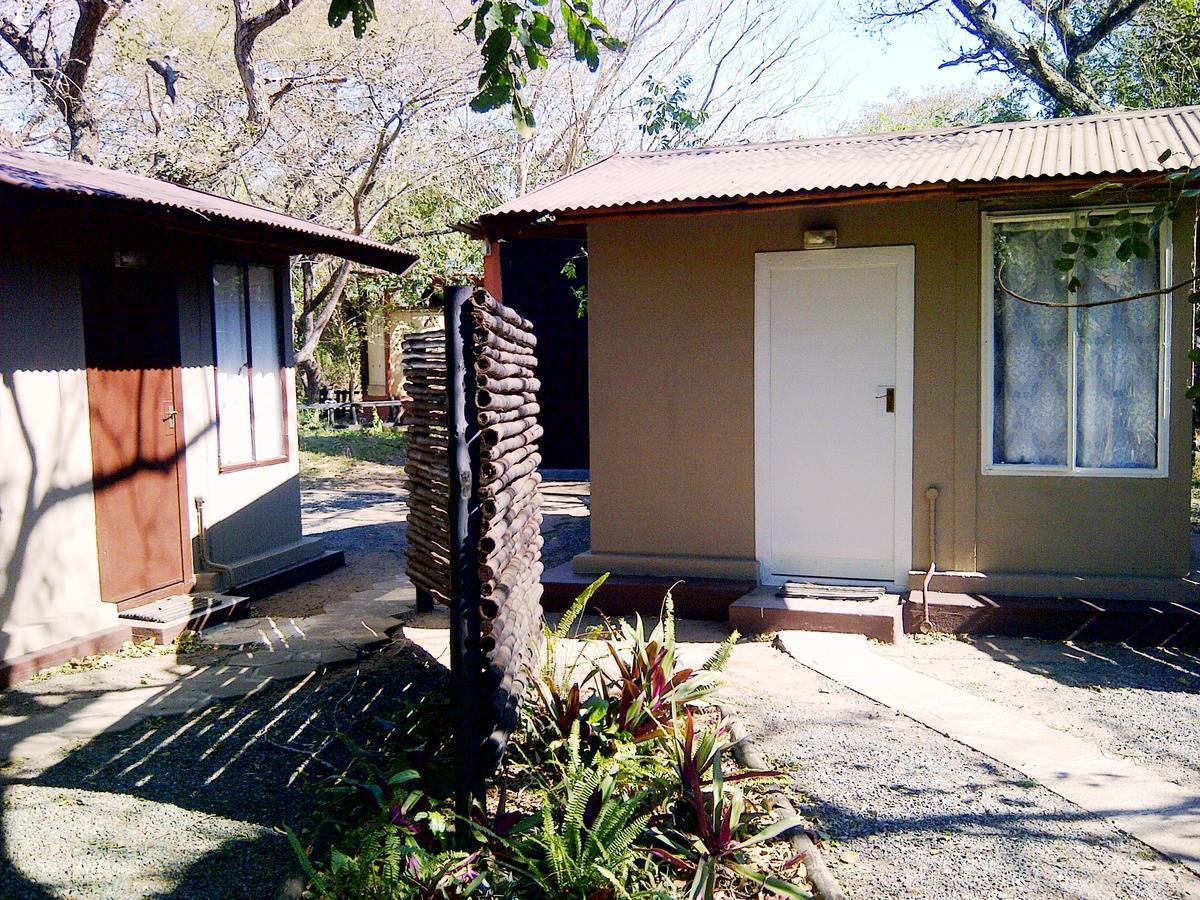 Isinkwe Bush Camp Villa Hluhluwe Exterior photo